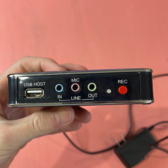 AGPTEK HD video capture (1080p/30fps) - Picture 3 of 8